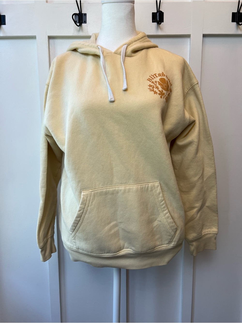 Billabong Women Medium Butter Yellow Hoodie Sweatshirt Dream All Day Boho Preppy